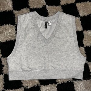 H&M Divided Womens Cropped Sweater Vest Heather Gray Soft Medium M V-Neck